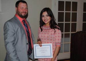 CTSPJ President Paul Singley, left, and SCSU Journalism student Sandra Gomez-Aceves at the Connecticut Excellence in Journalism dinner May 29. | Viktoria Sundqvist photo